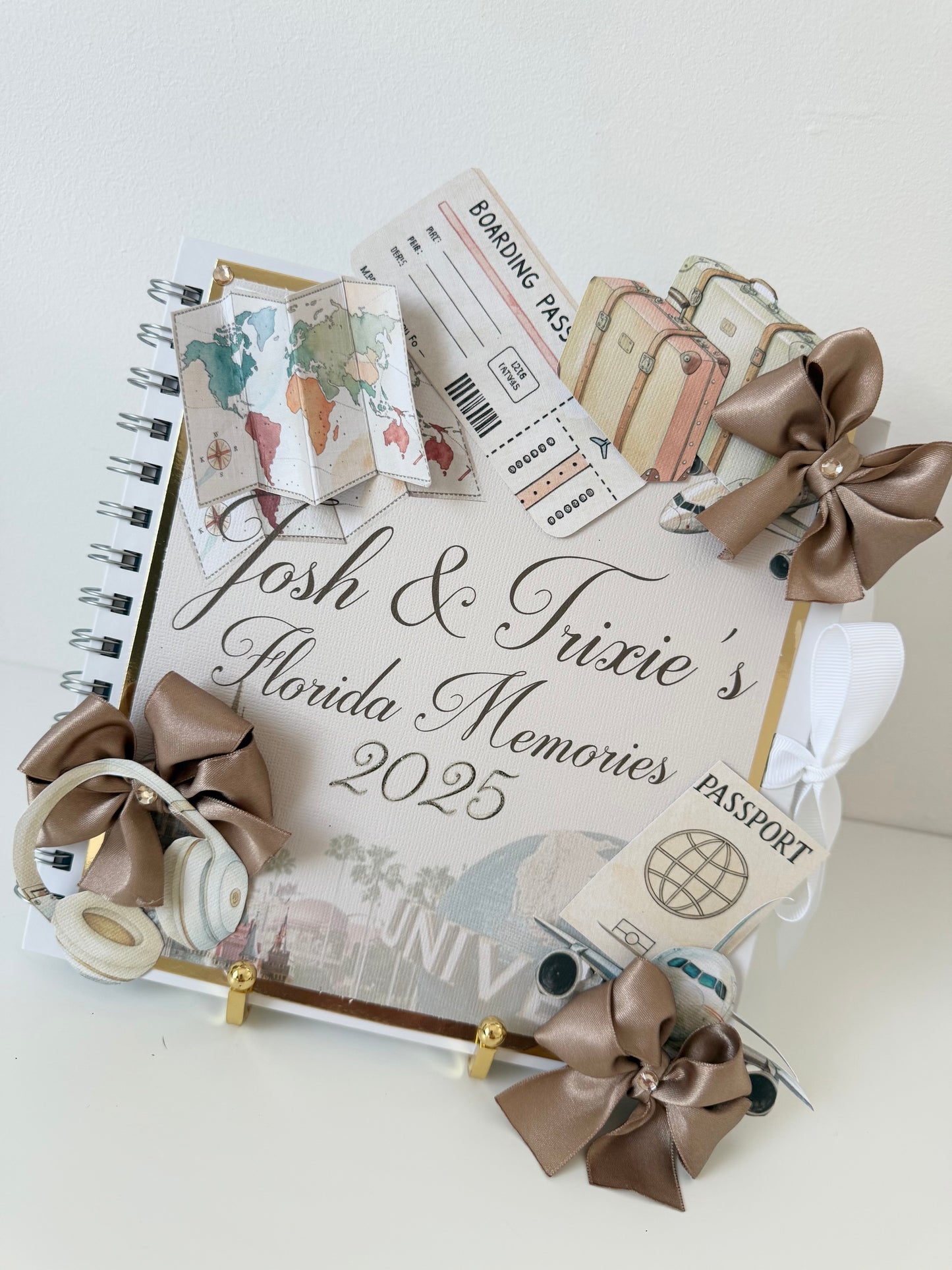 3D Memory Scrapbook - Neutral & Gold